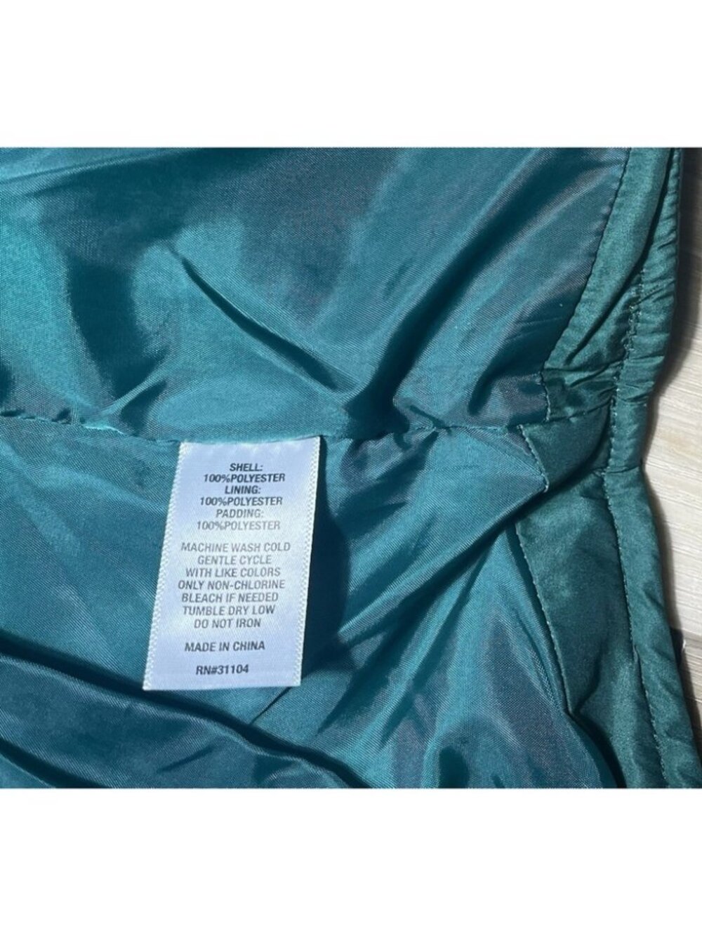 NWT Crown & Ivy Green Striped Quilted Puffer Vest - Women Size Small - Picture 7 of 9